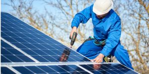 Installation Maintenance Panneaux Solaires Photovoltaïques à Arcambal
